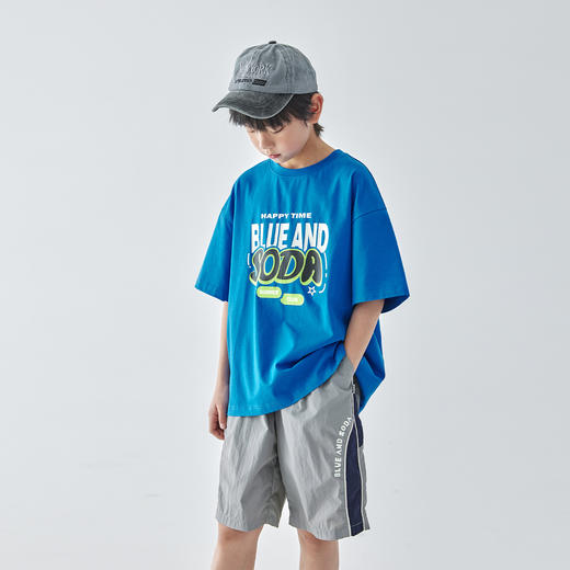 蓝汽水25年夏季新款男童纯色字母印花T恤抗菌凉感亲子款短袖 商品图1