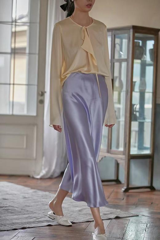 夏日本进口三醋酸缎面丝滑垂坠显瘦休闲松紧腰A字中长款半身裙 商品图7