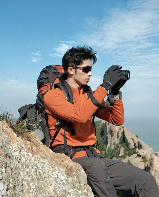 户外高端线❗️迪S特同厂【PAMPA&POP男士轻量速干半拉链外套】多功能型！可外穿可做内搭，轻便不压身 ☑️手感软糯细腻，吸湿排汗 商品图6