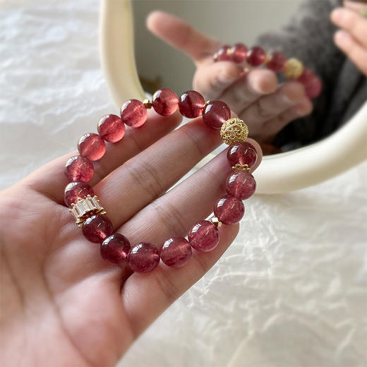 【红鸾心动❗草莓晶招挑花手链】吸引并释放真正个人魅力，天然高颜值显白水晶，招挑花本命年水晶手串送闺蜜礼物好运L 商品图1