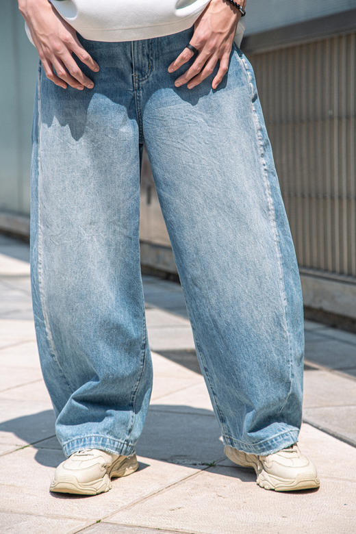 S519131776宽松弯刀牛仔裤 商品图1