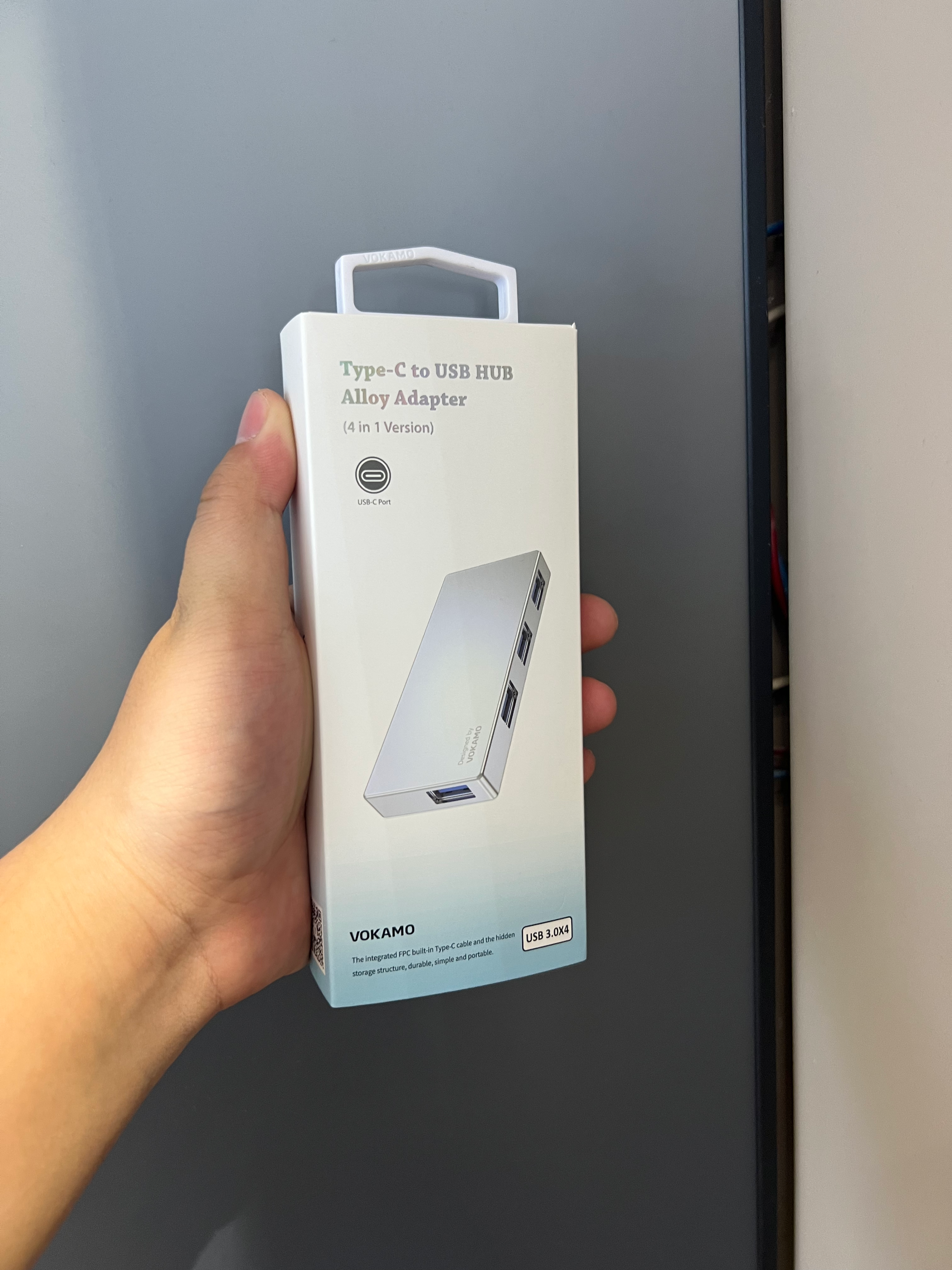 VOKAMO--TYPE-C锌合金4口转换器