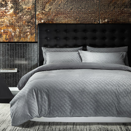 17976-HBR-001-BOSS LOGO牛奶绒四件套 商品图0