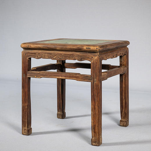 清中期 黄花梨镶绿石束腰罗锅枨马蹄腿螭龙纹方凳 商品图4