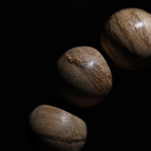 【青山特惠】16mm14颗 加里曼丹 天然沉香手串 18g C0107 商品图3