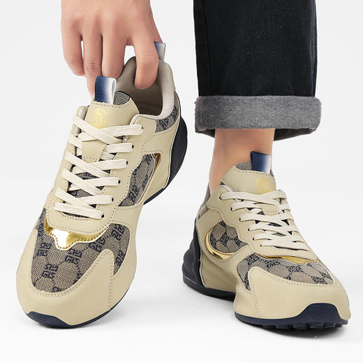 【时尚轻奢 脚感超棒 耐磨防滑】法国维客瓦萨奇软皮面料运动鞋 商品图5