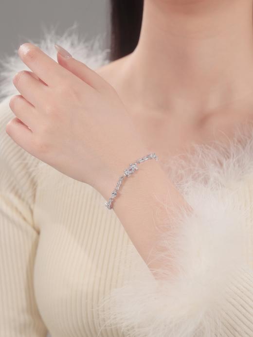 卡蒂罗/KADER 星河方糖纯白茉莉项链 春夏经典时尚百搭可调节纯银首饰 梦幻紫藤花闪耀银河满镶闪锆可调节配饰 商品图2