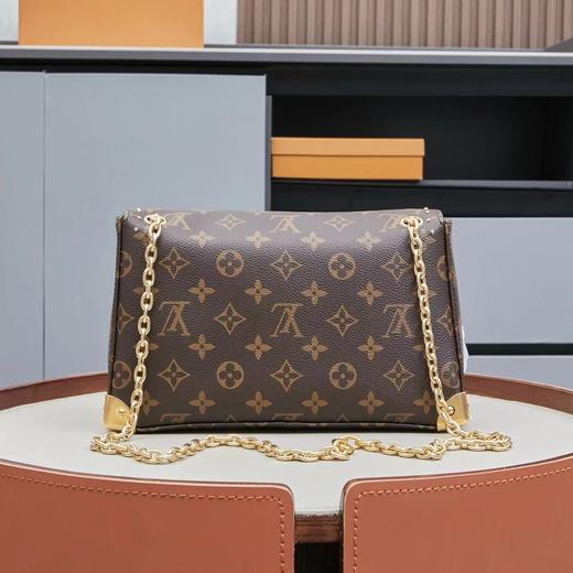 LouIs VUITTON Trunkie 滑动链条铆钉装饰 涂层帆布 单肩包 女款 棕色（CB） 商品图2