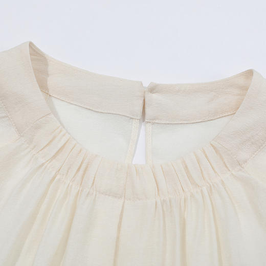 谜底衬衫长袖女2025夏新品通勤不对称袖型宽松轻薄衬衣252MC0505 商品图3