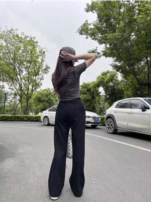 点此购买 lulu露露softstreme女士螺纹阔腿长裤 bk 314779 商品图4