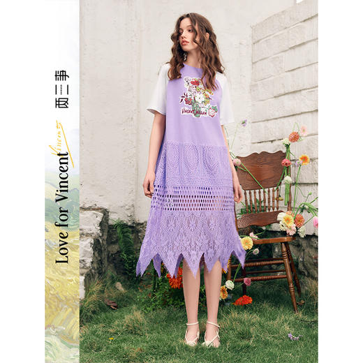 两三事梵高文艺薄荷心事2025夏新款镂空蕾丝裙摆印花t恤裙连衣裙 商品图0