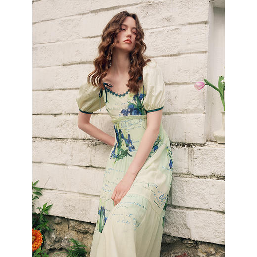 两三事梵高文艺青绿起舞2025夏新款法式印花泡泡袖高腰a字连衣裙 商品图2