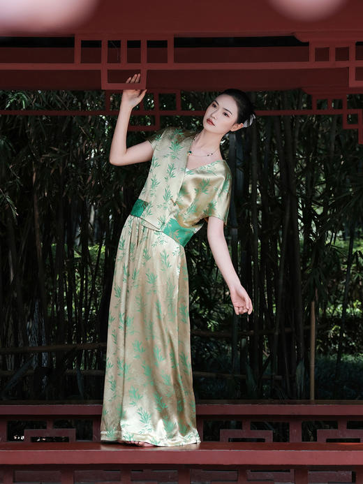 盛唐婧 |桑蚕丝竹菊清影双色提花裤子 商品图0