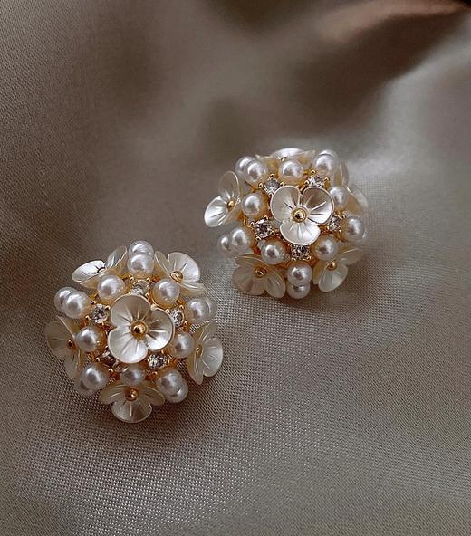 设计师款花球珍珠精致耳钉925脱敏针 商品图6