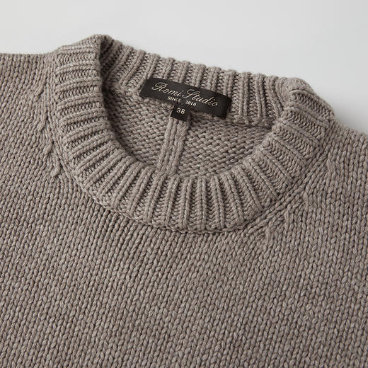 ROMI STUDIO“经典回归”腔调穿搭羊毛混纺圆领浅驼色毛衣23AWWM285 商品图2