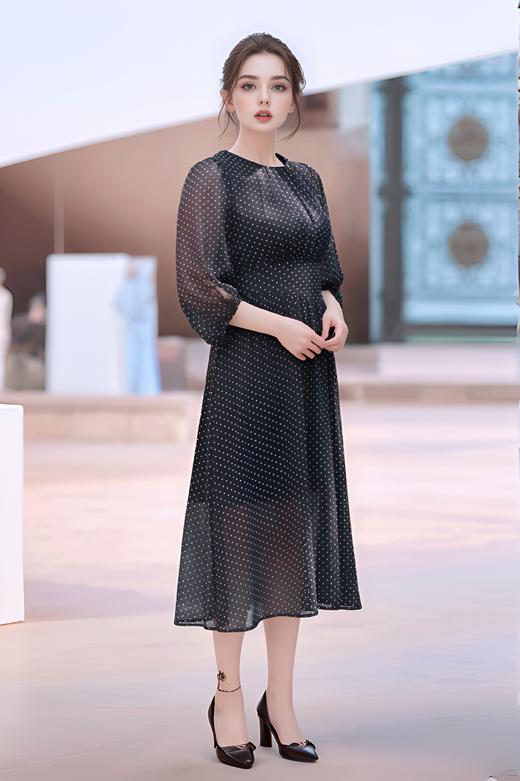 法式造型收腰碎褶连衣裙 商品图1