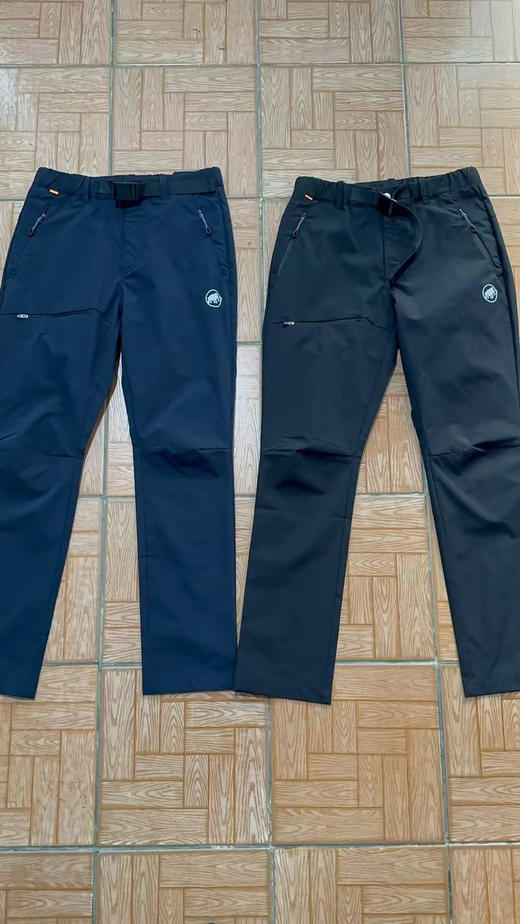正品猛犸象 Mammut Runbold Pant 户外运动透气轻量速干裤
尺码s-2xl，黑，藏蓝两色 商品图1