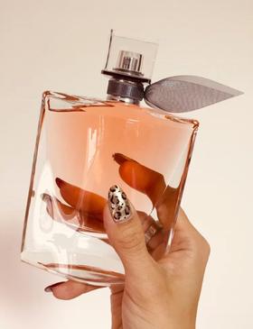 【兰蔻美丽人生香水】Lancome la vie est belle 自带美丽buff 夏天跟清新香调简直是绝佳cp 75ml大容量 塑封包装 甜而不腻的清新花果香