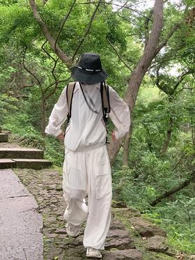 现货  户系穿搭 轻薄透气感 户外防晒外套+长裤