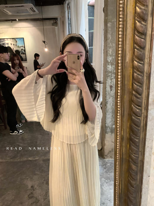 Read Nameless /珍珠白手风琴套装 2025/4/14 商品图3