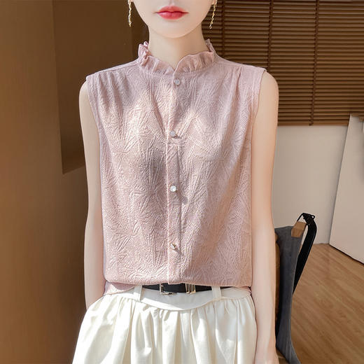 2025夏季新款女装木耳边领扣无袖打底衫上衣短款背心服饰针织衫女 商品图3