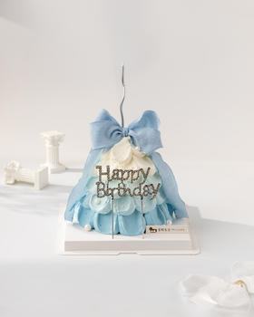 4英寸蓝色蝴蝶结蛋糕（百分百进口动物奶油）