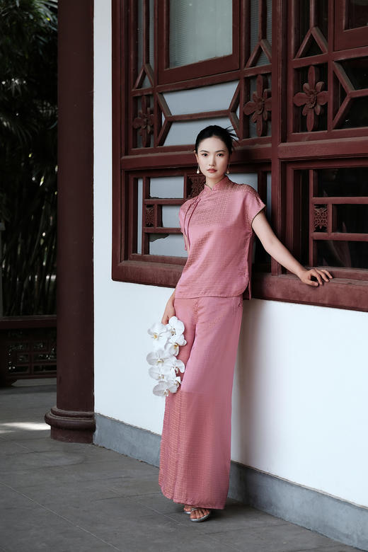 盛唐牡丹 |真丝提花偏襟花扣上衣 商品图9