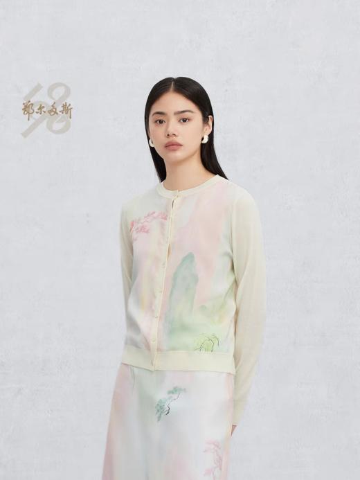 鄂尔多斯1980新品精纺羊毛圆领新中式山水画印花女针织开衫25春夏 商品图1