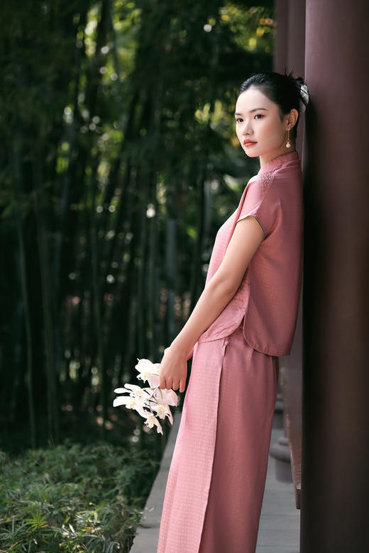 盛唐牡丹 |真丝提花侧开叉女裤 商品图1