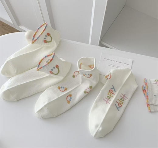 【5双29.9包邮】2025春夏女袜棉袜 smile笑脸+彩色圆点元素 韩风满风 开心每一天～ 商品图2