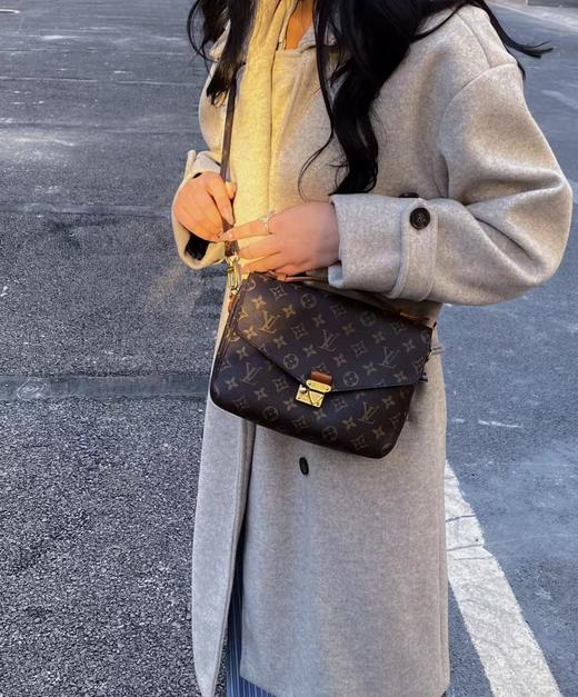 海外邮寄LV邮差包可扫码进出专柜高版 商品图3