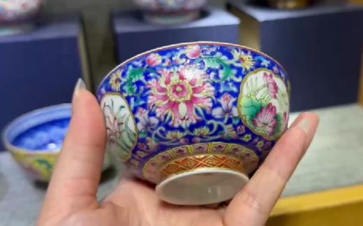 内青花宝相花开窗珐琅杯 商品图0