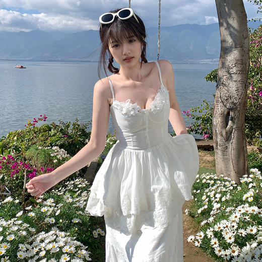 西遇叠穿吊带裙背心套装女2025年夏季新款白色蕾丝蛋糕裙两件套SS050556/SS050557 商品图2