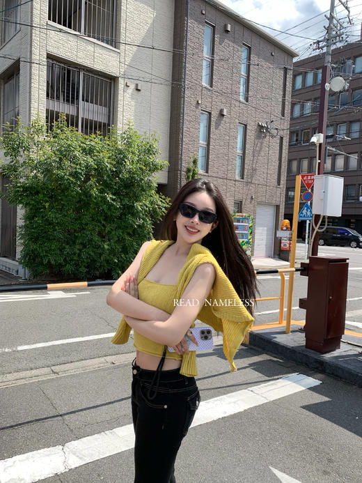 Read Nameless /姜黄小香针织两件套+藏黑中低腰牛仔裤 2025/4/14 商品图6