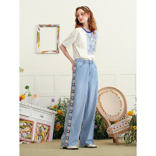 两三事 浮花蓝夏 2025夏季新款森女风绣花织带拼接直筒牛仔裤女 商品图2