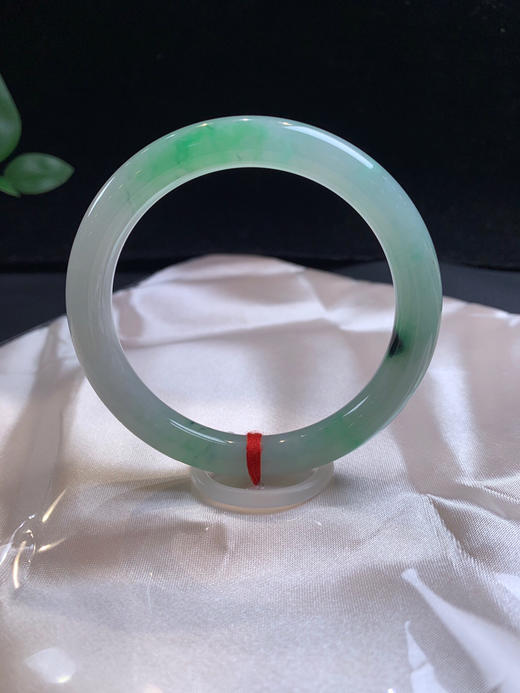 612649，53.5冰绿细圆条。有冰感，整条带清新绿，条形很好 商品图3