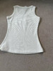 原单正品 Alo yoga 瑜伽背心，纯棉弹力螺纹材质
最百搭的内搭来了。

颜色：黑色/灰色/粉色/白色
尺码：m/l
M适合90-110斤
L适合100-125斤 商品缩略图8