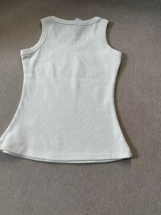 原单正品 Alo yoga 瑜伽背心，纯棉弹力螺纹材质
最百搭的内搭来了。

颜色：黑色/灰色/粉色/白色
尺码：m/l
M适合90-110斤
L适合100-125斤 商品图8