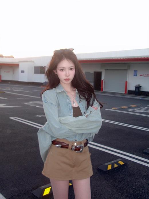 现货 薄荷丹宁 早春复古造型 水洗做旧牛仔衬衫+裙裤 商品图3