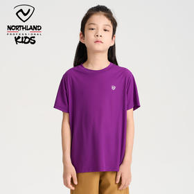 诺诗兰童装 速干短袖T恤  快速吸收汗液并迅速蒸发，带来全天候清爽体验，是户外运动与日常穿搭的理想选择！CO120202