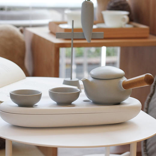 哲品*全季  拾趣· 陶瓷茶具套装一壶两杯含茶盘（不含茶叶罐） 商品图0