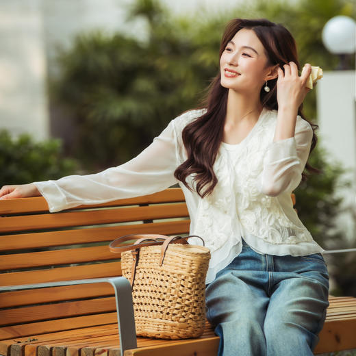 【林栖设计小店】（少量现货）【林栖推荐】2025年春夏新品白玫瑰真丝外套上衣女N1952302 商品图1