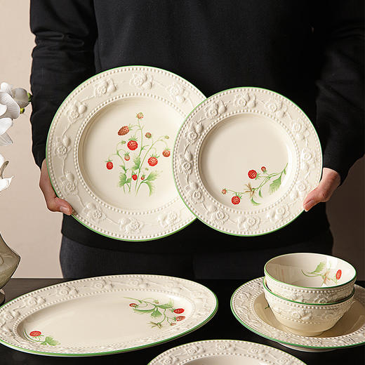 摩登主妇法式浮雕餐具套装碗碟盘家用2025新款高级感碗具乔迁礼物 商品图2