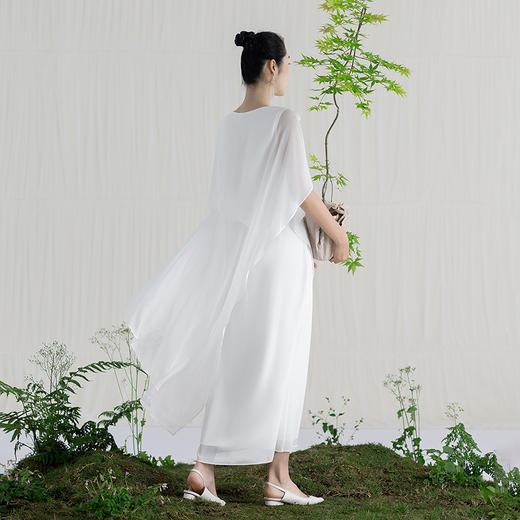 【林栖设计小店】盘花钉珠真丝连衣裙绣花披肩宽松2025夏季新品花仙子裙子1952067 商品图7