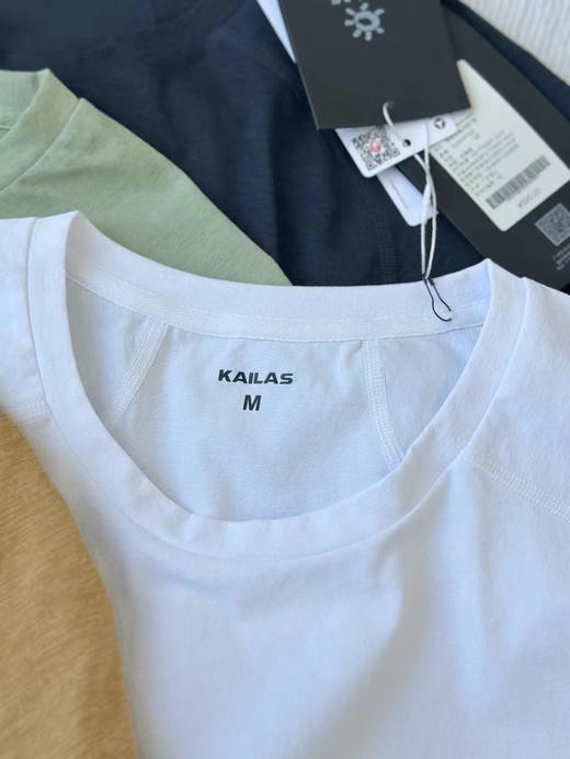 正品 KAILAS凯乐石夏季功能速干男士圆领T恤衫，抗菌运动多功能短袖，
颜色：黑色、白色、绿色、黄色
尺码：M-2XL
原价590 商品图4