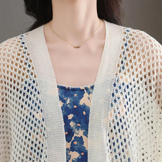 白色镂空蝙蝠袖针织开衫外套，披肩薄款空调罩衫防晒CC-11-9238 商品图3