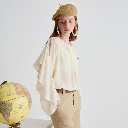 谜底衬衫长袖女2025夏新品通勤不对称袖型宽松轻薄衬衣252MC0505 商品图1