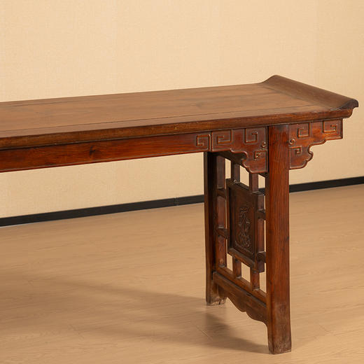 清 黄花梨夹头榫拐子纹翘头案 商品图1