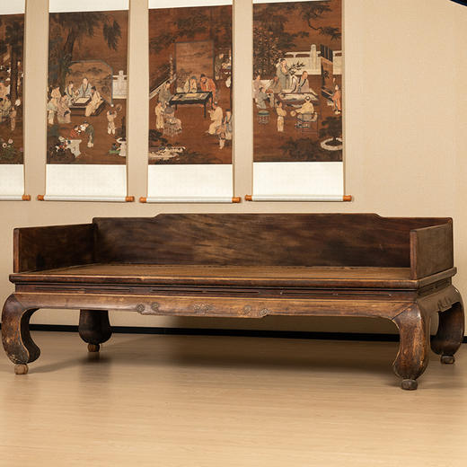 清中期 榉木云纹彭牙鼓腿踩球足三围屏罗汉床 商品图4