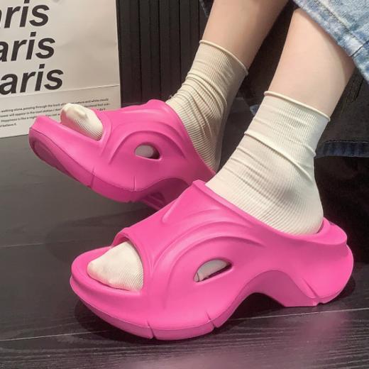 💥【sheii 同款】始源花瓣厚底增高沙滩鞋7315🖤🩷#甜酷风个性潮流❗超帅的厚底一字拖❗更有EVA材质踩屎感舒适脚感❗ ❗𝐏𝐢𝐧𝐤 & 𝐁𝐥𝐚𝐜𝐤高级感配色❗ 商品图4